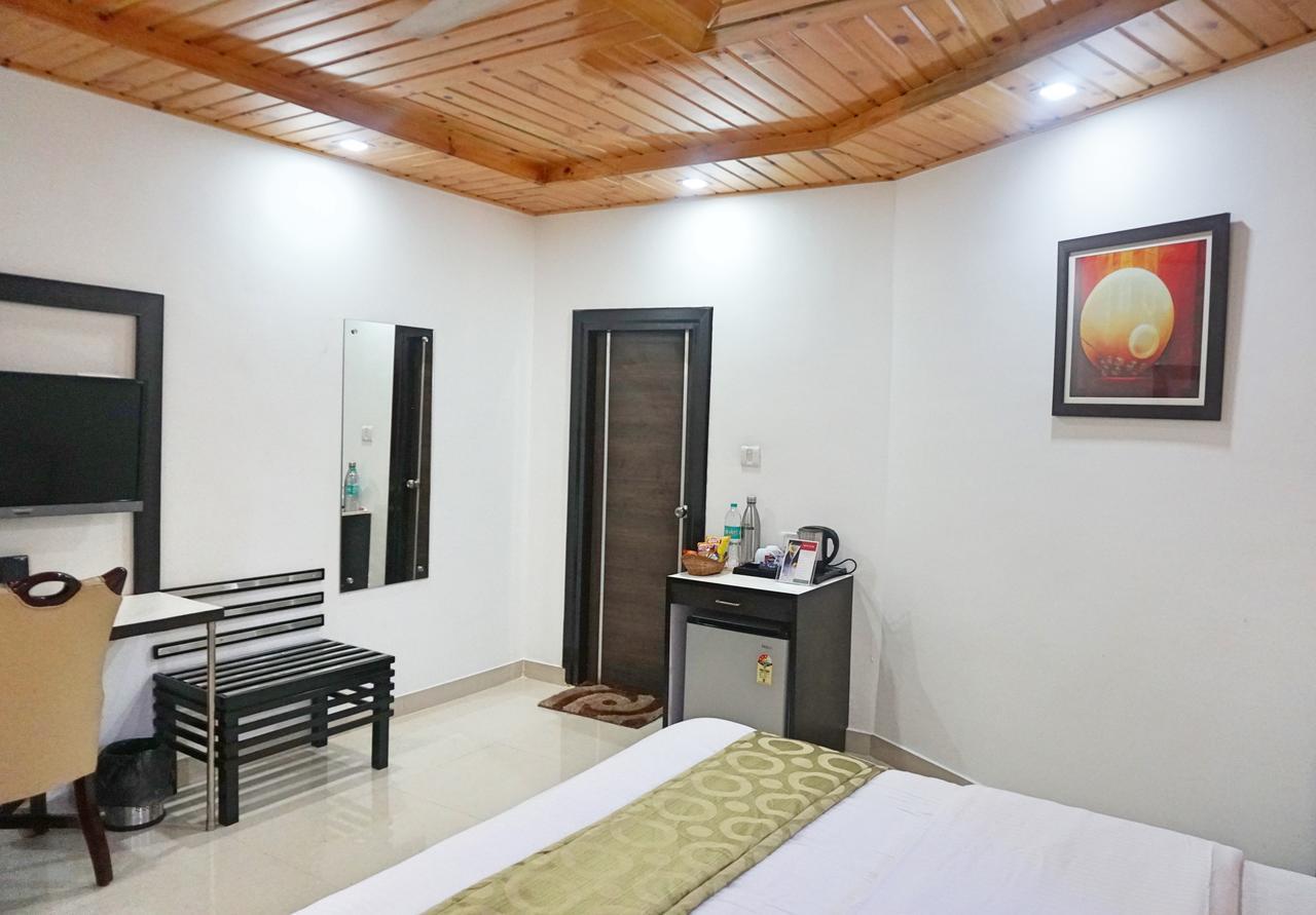 Ess & Bee Resorts Dharamshala Exterior photo